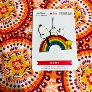 Peanuts Snoopy Rainbow metal Christmas tree Ornaments tree decorations white.